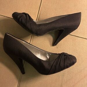 Rocket Dog Black Twist Heels